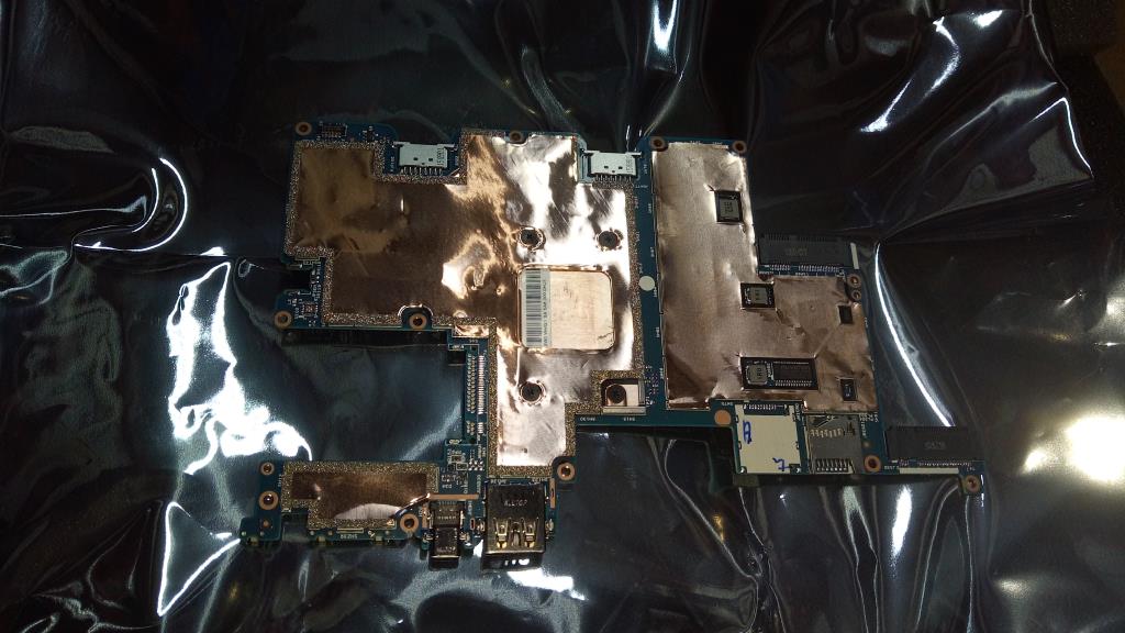 Lenovo ideapad Miix 700-12ISK Tablet Motherboard BDPLANAR MB L 80QL WIN 6Y75 8G WIFI WW 5B20K66831