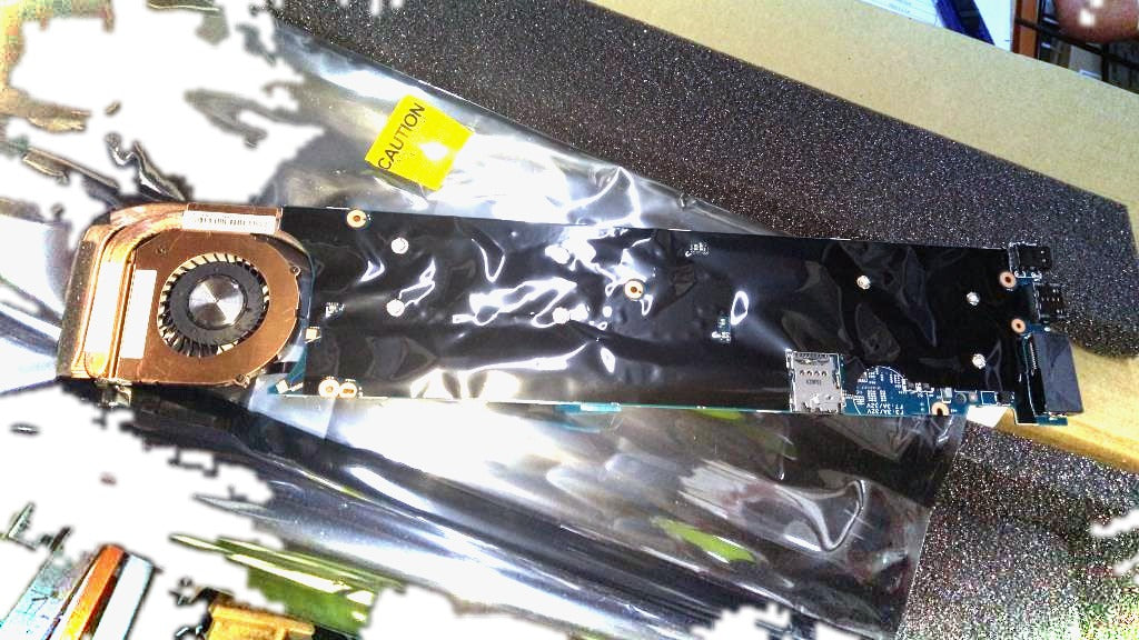 Lenovo Motherboard W8S i5-4300 AMT TPM 4GB 00HN777