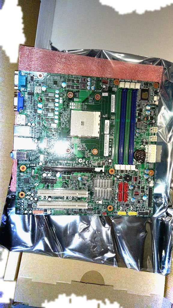 Lenovo ThinkCentre M78 Desktop Motherboard W8P AMD A75 DDR3 mATX 03T7231