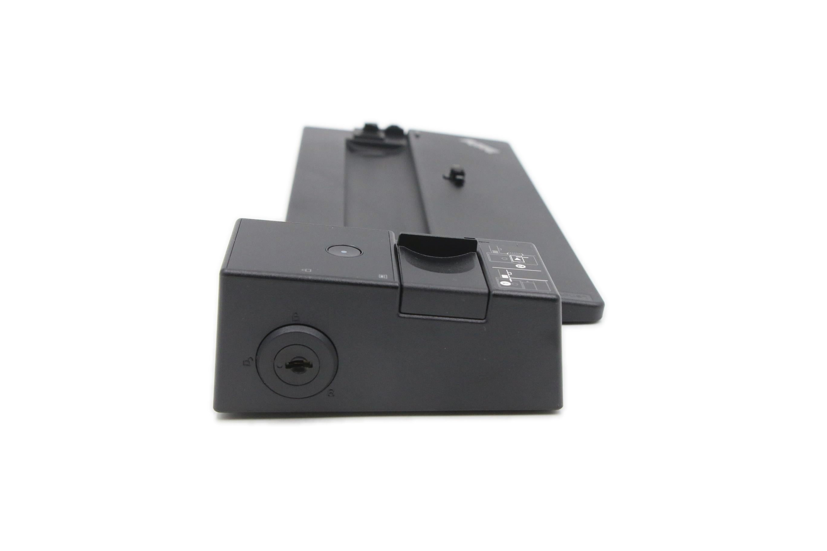 Lenovo ThinkPad Ultra Docking Station DOCKING CS18 ME Dock Ultra USI 5D20Z56371